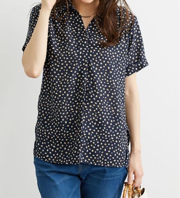 BELLUNA（ベルーナ）の「エアリーツイル裾タックシャツチュニック（チュニック）」｜詳細画像