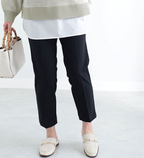 BELLUNA（ベルーナ）の「ストレッチ素材美脚テーパードパンツ（テーパードパンツ）」｜詳細画像