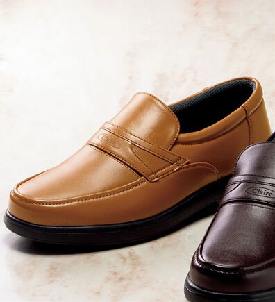 「日本製　こだわり仕様のゆったり幅広快適シューズ（メンズウォーキングシューズ）」