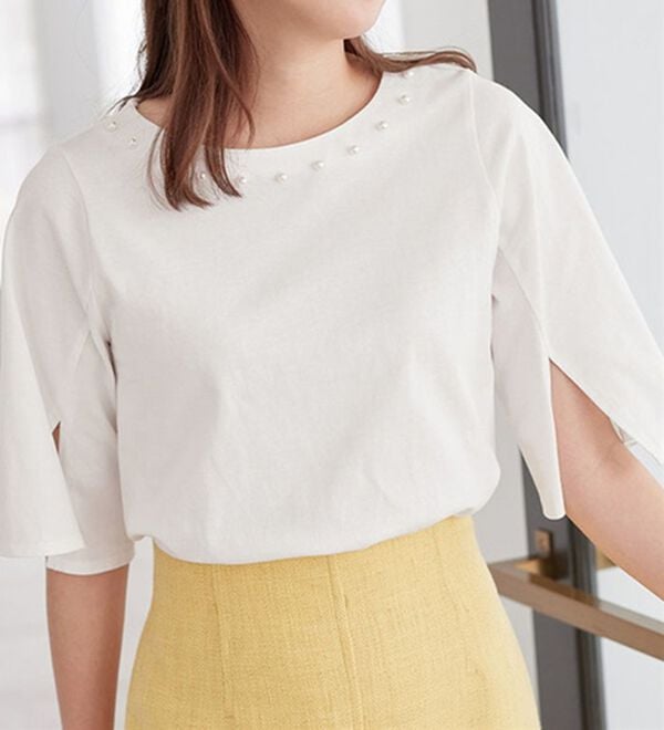 alotta（アロッタ）の「【接触冷感】綿１００％パール調デザインＴシャツ　さらひやりコットン（Tシャツ）」｜オフホワイト