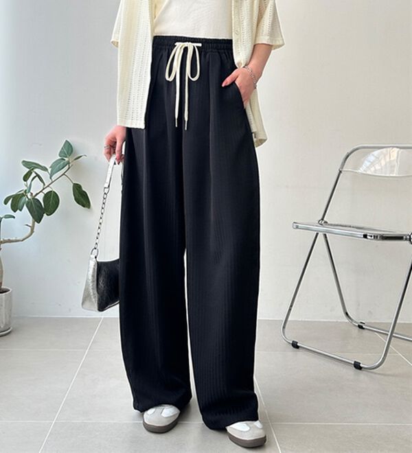 GeeRA（ジーラ）の「さらっと着やすい！ストライプワイドパンツ（フルレングスパンツ）」｜ブラック