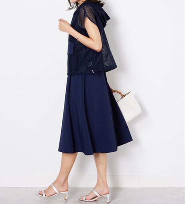 BELLUNA（ベルーナ）の「2点セット【Ｌａｇｒｉｌｕａ】メッシュ使いワンピースアンサンブル（その他ワンピース）」｜詳細画像