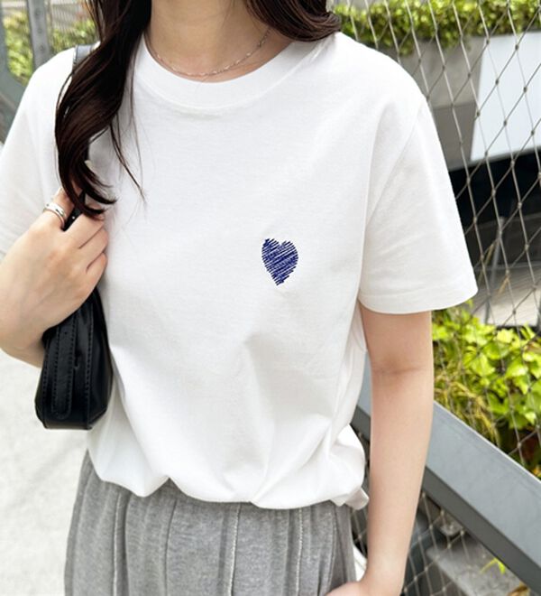 GeeRA（ジーラ）の「綿１００％アソート１ポイント刺しゅうＴシャツ（カットソー）」｜詳細画像