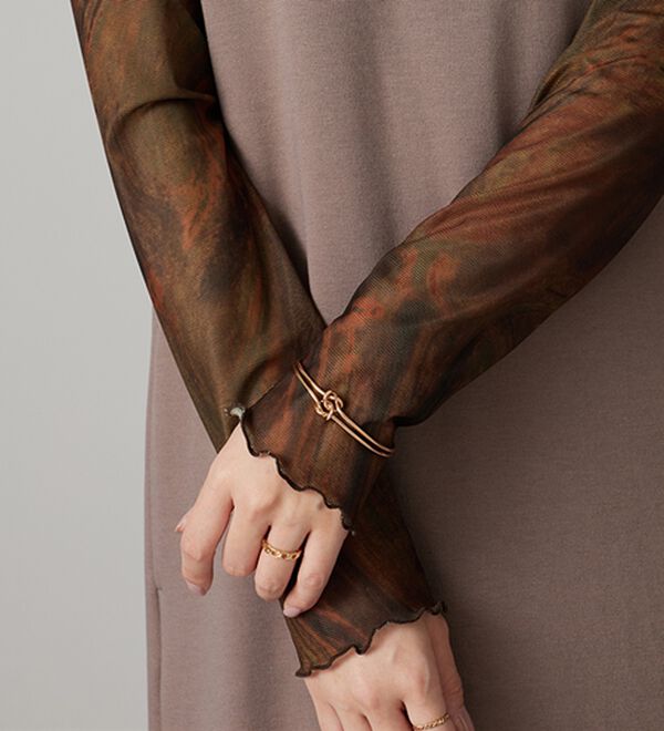 BELLUNA（ベルーナ）の「【重ね着インナー】シアー素材ハイネックインナープルオーバー（カットソー）」｜詳細画像