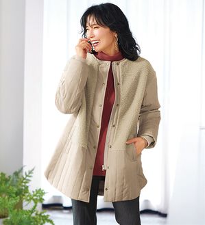 BELLUNA（ベルーナ）の「ボア切替キルトデザインミドル丈コート（ハーフコート）」｜アイボリー