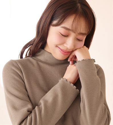 alotta（アロッタ）の「ぬくぬくあったかテレコ裏ファープルオーバー（カットソー）」