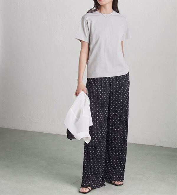 RANAN（ラナン）の「【5つの機能付】ひんやり着回し抜群ベーシックＴシャツ＜選べる着丈＞（Tシャツ）」｜詳細画像