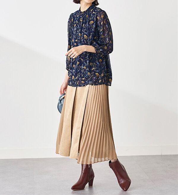 BELLUNA（ベルーナ）の「シフォンプリントシャーリング使いブラウス（ブラウス）」｜詳細画像