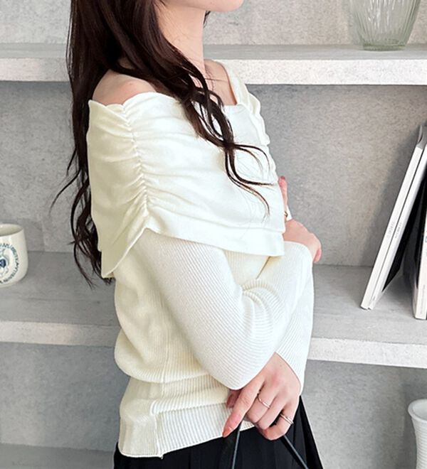 GeeRA（ジーラ）の「ドレープオフショルニット（ニット・セーター）」｜詳細画像