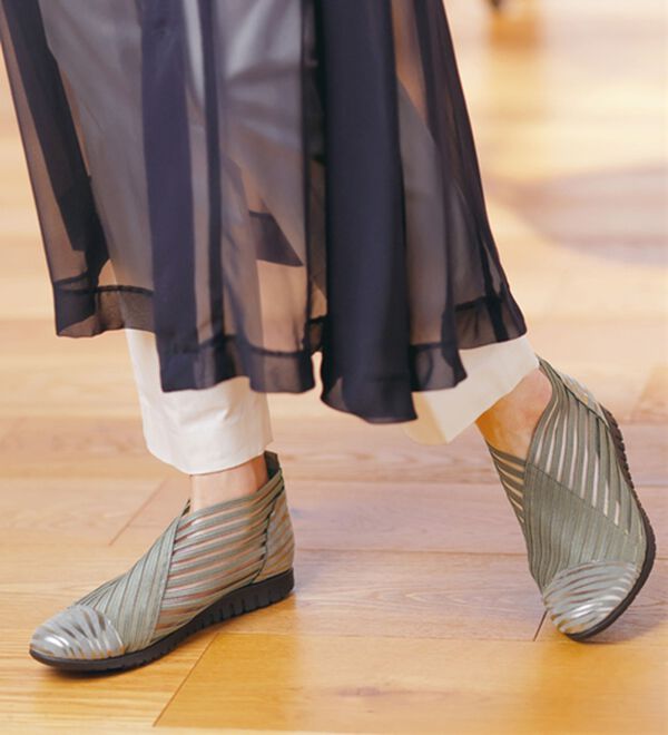 ルフラン（ルフラン）の「ゼブラ柄シアーストレッチサマーシューズ（フラットシューズ）」｜詳細画像