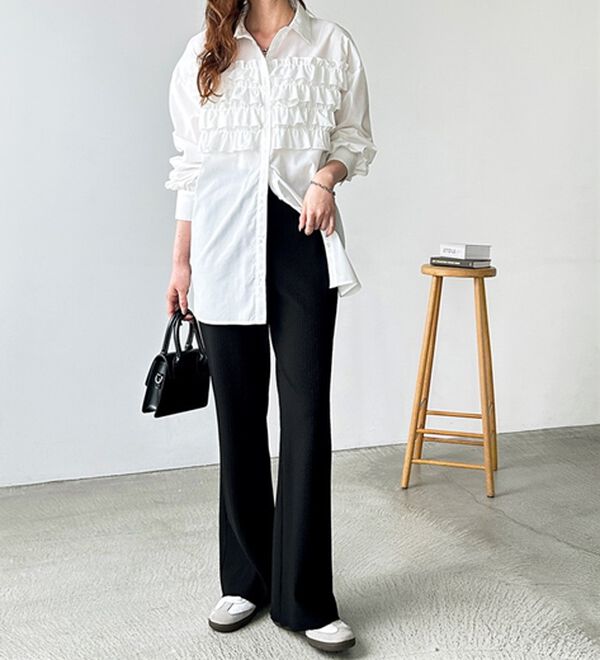 GeeRA（ジーラ）の「セルフカット美脚魅せセミフレアパンツ（フルレングスパンツ）」｜詳細画像