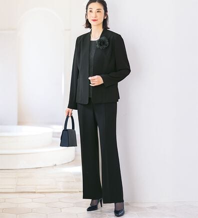 ルフラン（ルフラン）の「ブラウス付パンツスーツ（ブラックフォーマル（喪服・礼服））」