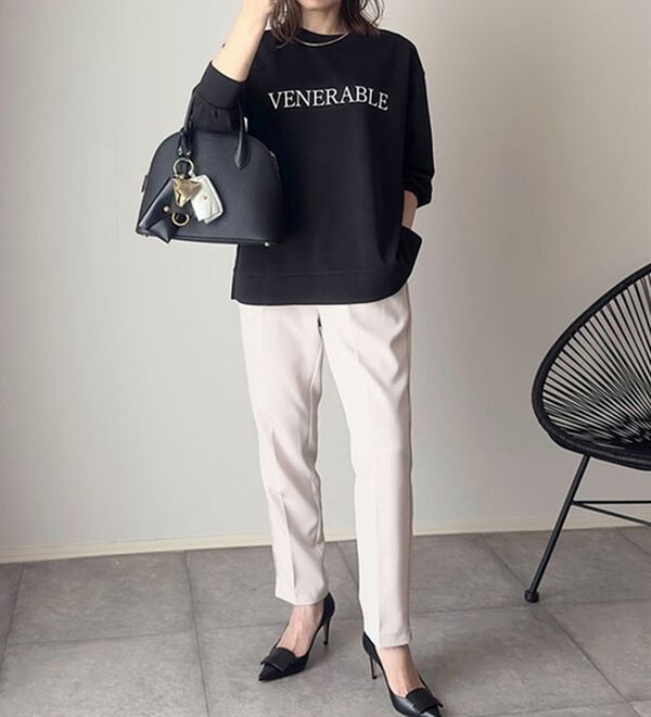 BELLUNA（ベルーナ）の「ロゴプリントダンボールプルオーバー（カットソー）」｜詳細画像