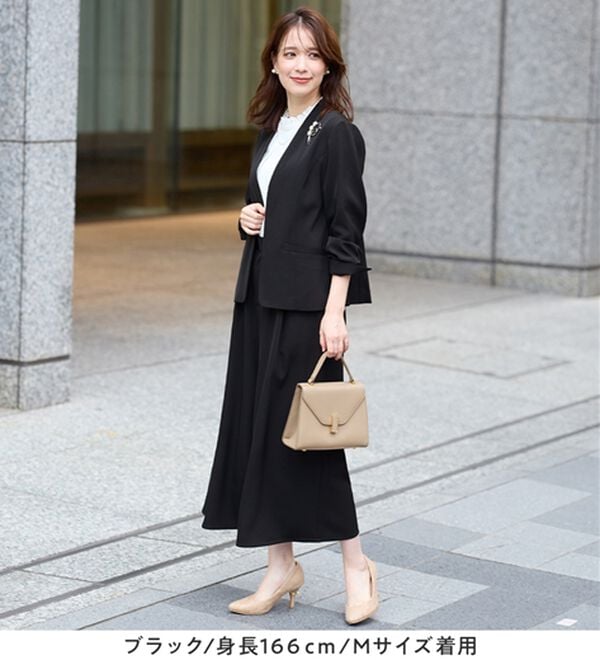 Viola e Viola（ヴィオラ エ ヴィオラ）の「【2点セット】洗える！カラーレスジャケットガウチョスーツ（パンツスーツ）」｜詳細画像