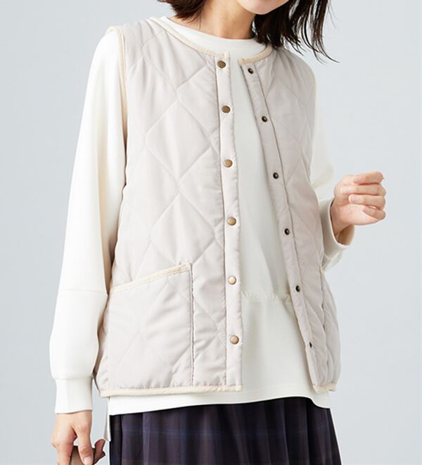 BELLUNA（ベルーナ）の「【洗える！】裏ファー素材中わたキルトベスト（ベスト）」｜詳細画像