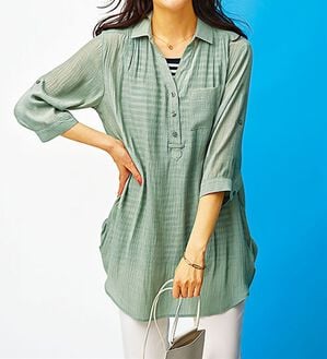 BELLUNA（ベルーナ）の「【シャツ+インナーのセット】スラブ素材ボタン使い裾タックシャツアンサンブル（アンサンブル）」｜オリーブ