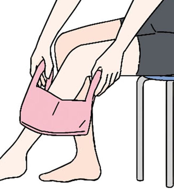 「【３色組】脱ぎ着が簡単！綿混のび～るらくらくブラ・ショーツ（ブラジャー）」｜詳細画像