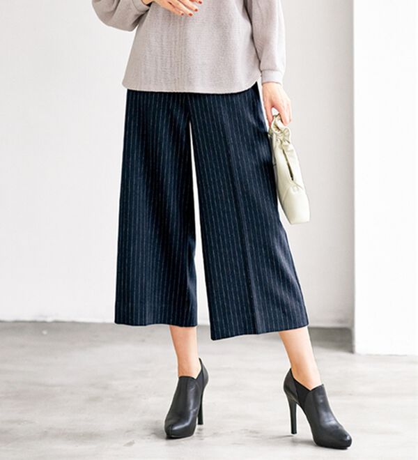 BELLUNA（ベルーナ）の「サマ見え（スーパーウォーム）ウール調センタープレスクロップドパンツ（クロップドパンツ）」｜詳細画像