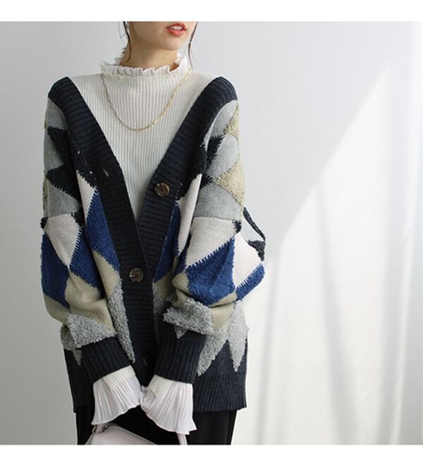 GeeRA（ジーラ）の「プリーツ付ハイネックリブニットトップス（ニット・セーター）」｜詳細画像