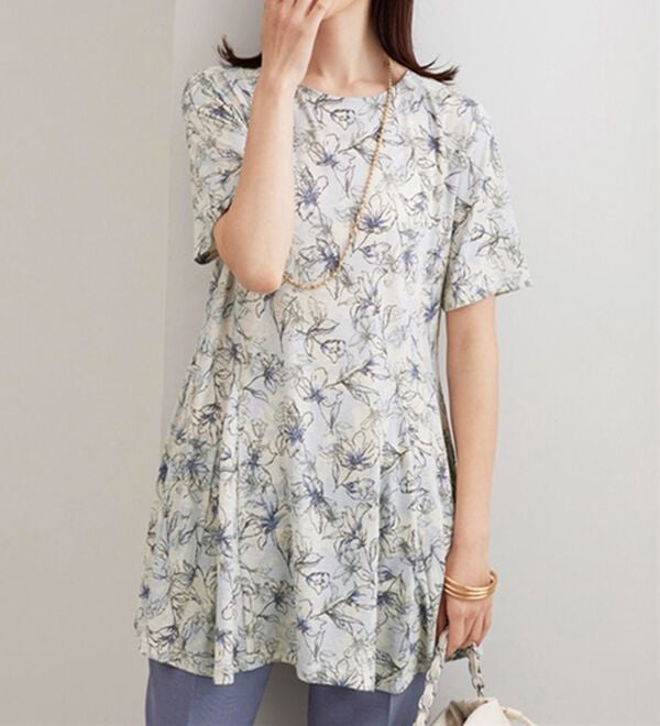 BELLUNA（ベルーナ）の「【接触冷感】フレアーシルエットプリントチュニック（チュニック）」｜詳細画像