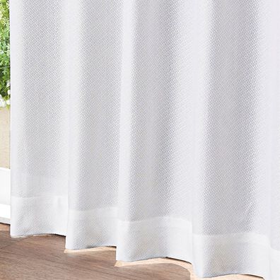 「８つの機能でうれしい！「サラクール（Ｒ）」使用１年中快適レースカーテン（レースカーテン）」