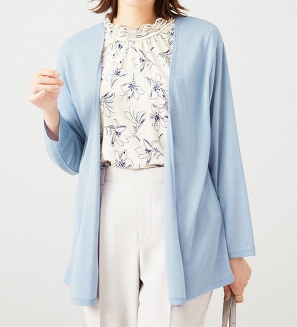 BELLUNA（ベルーナ）の「【2点セット】花柄プルオーバー＆カーデアンサンブル（アンサンブル）」｜ブルー系
