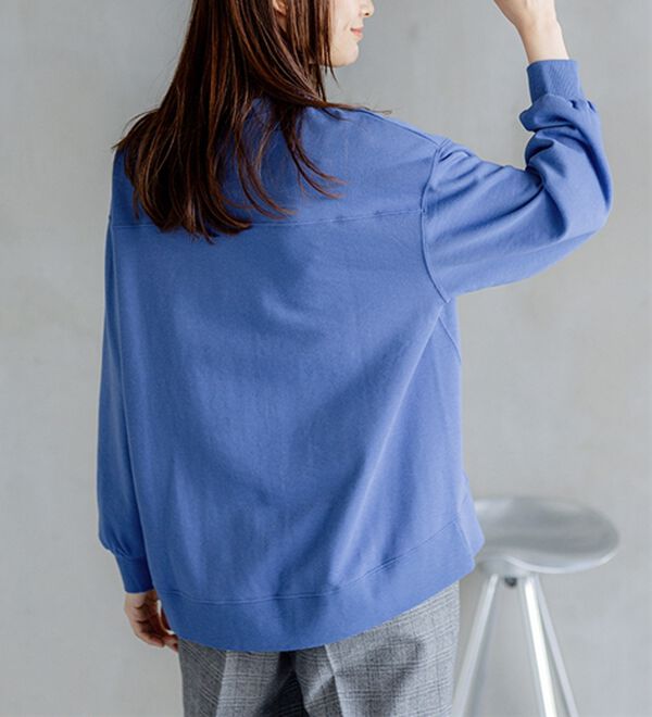 BELLUNA（ベルーナ）の「軽やか綿混！大人サマ見えスウェット（カットソー）」｜詳細画像