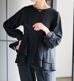 RANAN（ラナン）の「【２点セット】洗える！バックパール調ペプラムチュニックセットアップ（パンツスーツ）」｜ブラック