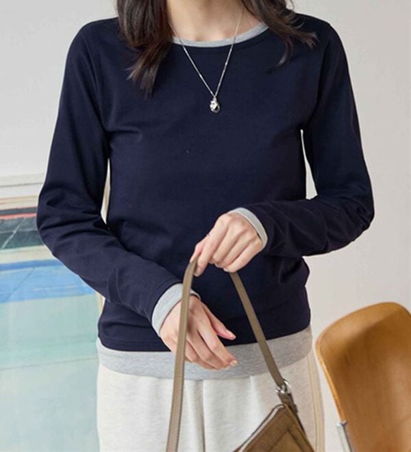 CHAN ME（チャンミ）の「ラウンドネックＴシャツ（Tシャツ）」｜ネイビー