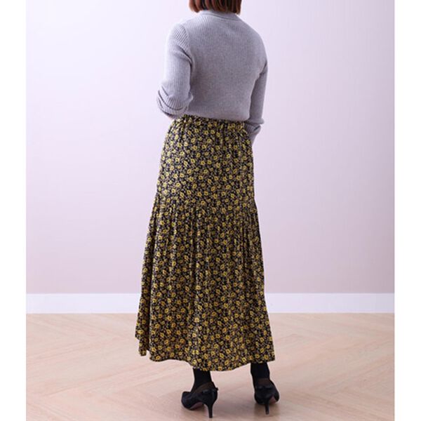 BELLUNA（ベルーナ）の「フラワープリントスカート（ロングスカート）」｜詳細画像