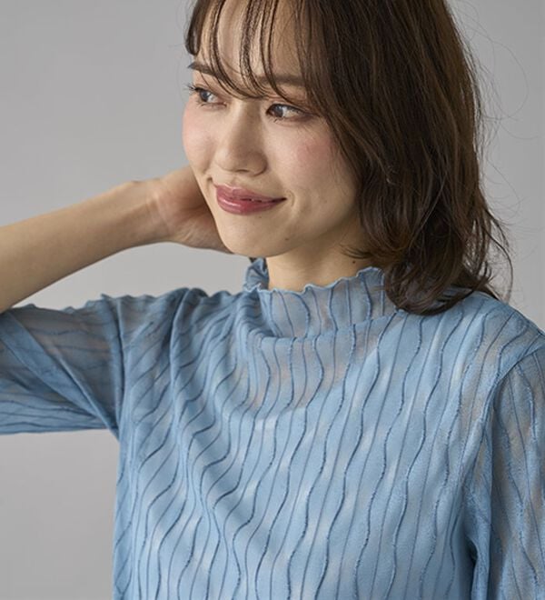 BELLUNA（ベルーナ）の「【５分袖】波柄立体ジャカードシアーインナー（カットソー）」｜詳細画像