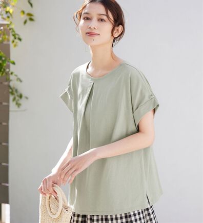 Viola e Viola（ヴィオラ エ ヴィオラ）の「【接触冷感】綿１００％前後２ＷＡＹタックトップス　さらひやりコットン（カットソー）」