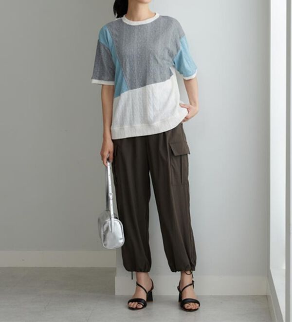 BELLUNA（ベルーナ）の「ミニケーブル柄パッチワーク風プルオーバー（カットソー）」｜詳細画像