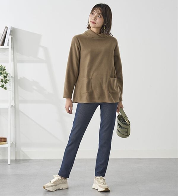 BELLUNA（ベルーナ）の「まるではく毛布！静電防止付裏ファーレギンス（スパッツ・レギンス）」｜詳細画像