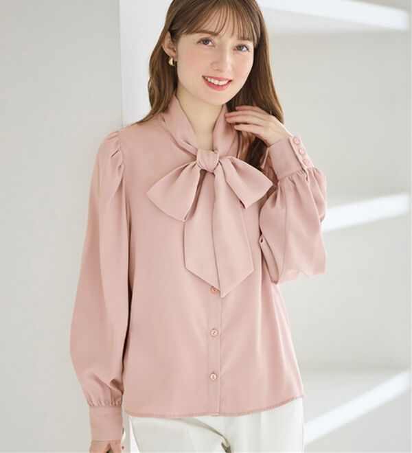 alotta（アロッタ）の「ボウタイデザインブラウス（ブラウス）」｜ピンク
