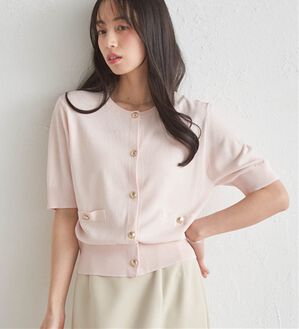 RANAN（ラナン）の「ゴールド調ボタン5分袖ニットカーデ（ニットカーディガン）」｜ピンク