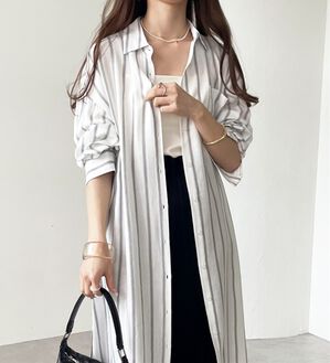 GeeRA（ジーラ）の「スリット入りロングシャツワンピース（シャツワンピース）」｜【リネン調】オフ系ストライプ
