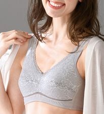 LAVIENNE（ラヴィエンヌ）の「【４色組】新・らくちんフィットブラ（ブラジャー）」