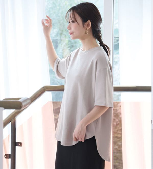 A HAPPY MARILYN（アハッピーマリリン）の「【Ｍ～８Ｌ】【ハッピーさらりん】裾ラウンド五分袖Ｔシャツ（Tシャツ）」｜詳細画像