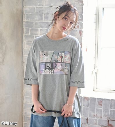 BELLUNA（ベルーナ）の「＜Ｄｉｓｎｅｙ＞ディズニー映画ＰＨＯＴＯ風Ｔシャツ（チュニック）」