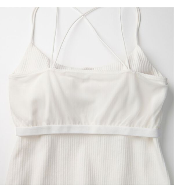 YU'NOW（ユナウ）の「【カップ付インナー】バックオープンブラキャミ（ブラトップ・カップ付きインナー）」｜詳細画像