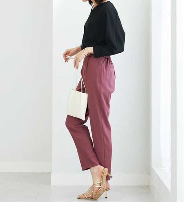 BELLUNA（ベルーナ）の「サラサラ美脚テーパードパンツ（テーパードパンツ）」｜詳細画像