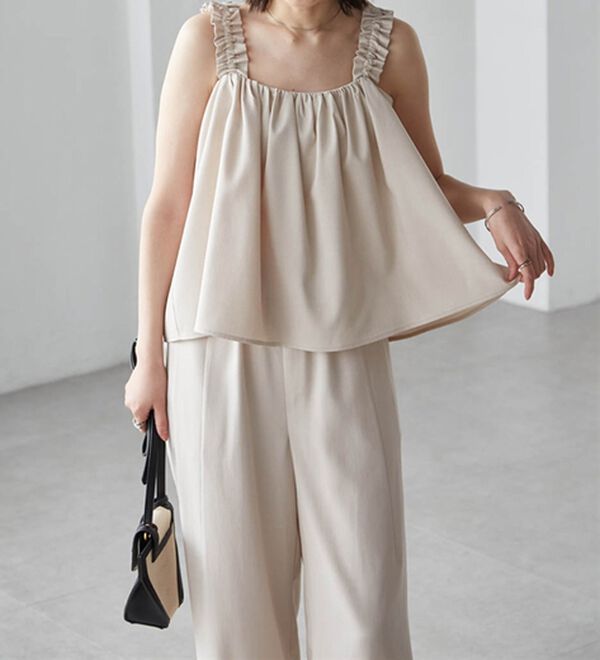 RANAN（ラナン）の「フリルデザインキャミセットアップ（ワイドパンツ・ガウチョ）」｜詳細画像