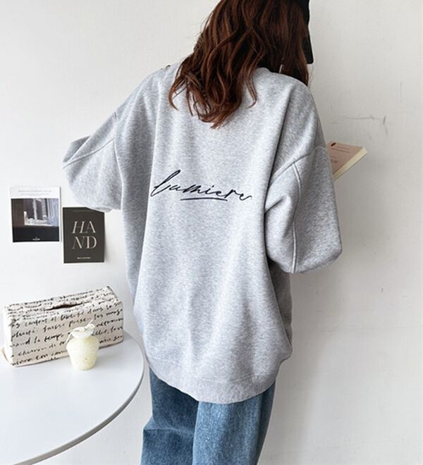 バック刺しゅうロゴ裏起毛スウェット - ベルーナ【公式】