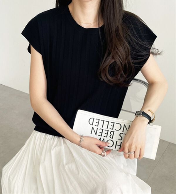 GeeRA（ジーラ）の「プリーツ編フレンチスリーブリブトップス（ニット・セーター）」｜詳細画像