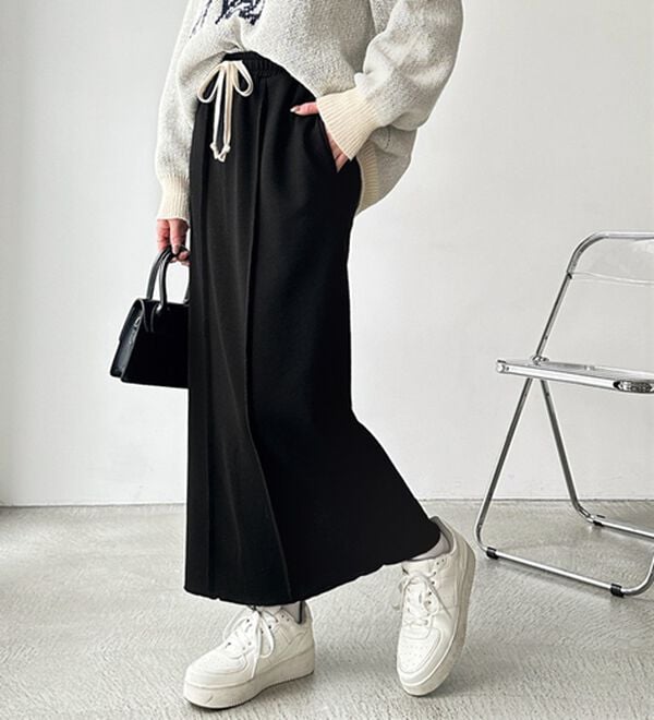 GeeRA（ジーラ）の「すっきり見え！フロントラインスウェットナロースカート（ロングスカート）」｜詳細画像
