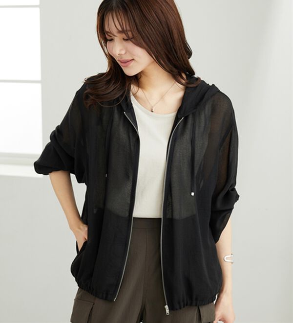 BELLUNA（ベルーナ）の「柔らかシアー素材フード付ブルゾン（ブルゾン）」｜詳細画像