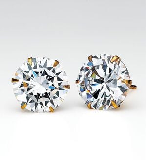 ルフラン（ルフラン）の「１８金ポストピアス（イヤリング・ピアス）」｜キュービック