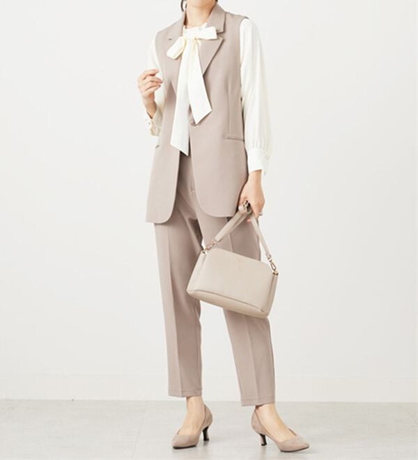 BELLUNA（ベルーナ）の「着脱楽々！フリル衿ボウタイブラウス（ブラウス）」｜詳細画像