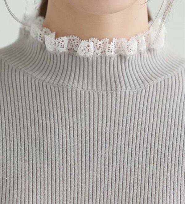 Pierrot（ピエロ）の「レース付ハイネックリブニット（ニット・セーター）」｜詳細画像